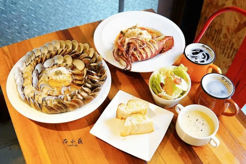 諾諾索Non Lo So義式料理一中店，台中巷弄隱藏美食餐廳，150元起平價美味，整圈蛤蠣和超大隻中捲浮誇限量供應 - Cyndi loves享食天堂