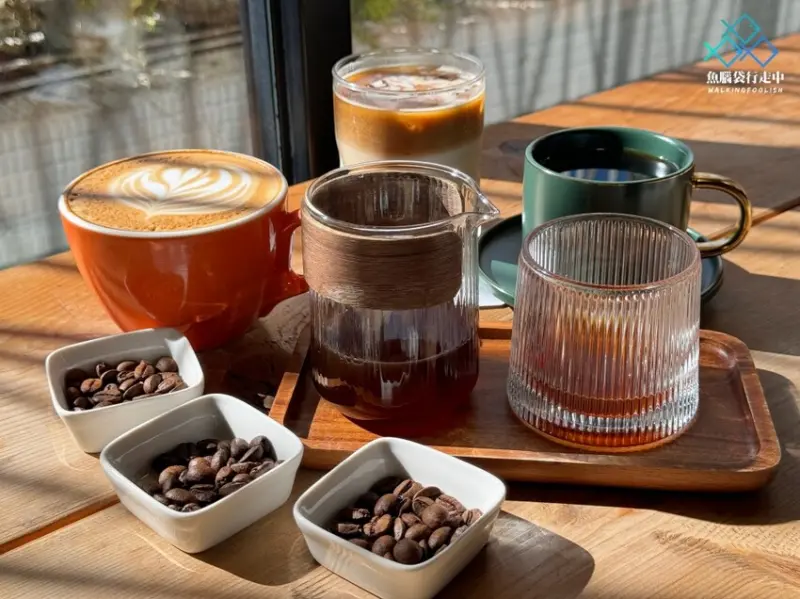 台中西區不限時早午餐｜審計新村惠蓀咖啡，森林系景觀吧檯，插座WiFi免費提供，必點紅玉紅茶咖啡 - 魚腦袋行走中