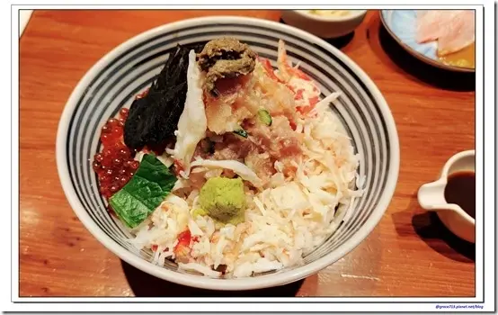 [食]台北捷運市府站 微風信義 辻半 日本橋海鮮丼 贅沢海鮮珠寶盒