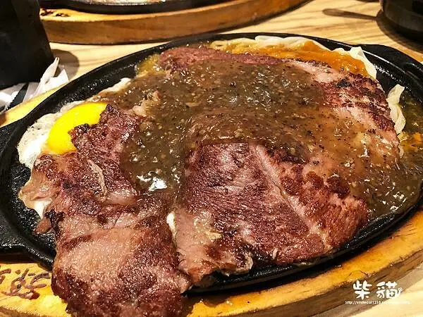 【南港】孫東寶台式牛排｜1976年承傳至今，肉是真的很嫩啊｜柴貓趴趴走
