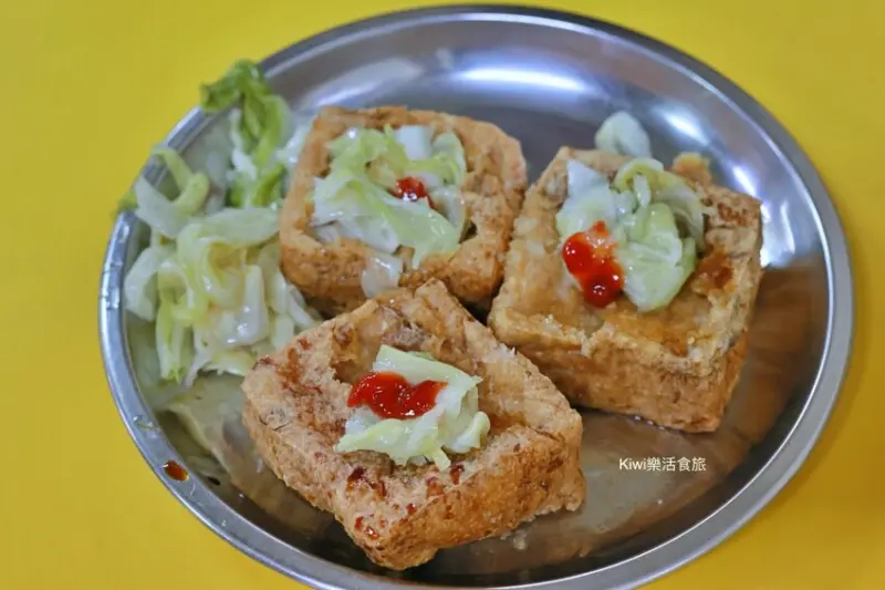 南投縣埔里鎮埔里美食你我他晚點｜埔里臭豆腐在地銅板老店，臭豆腐吃起來過癮～