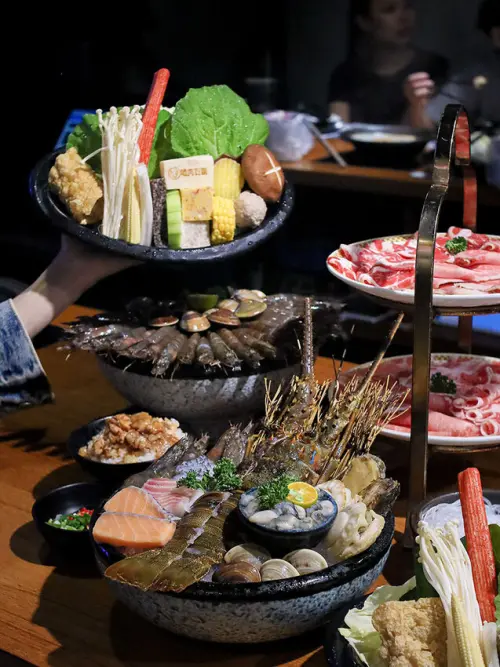 嗑肉石鍋金山店 | 雙人龍霸王吃和牛野生龍蝦小痛風200%大份量只要$298