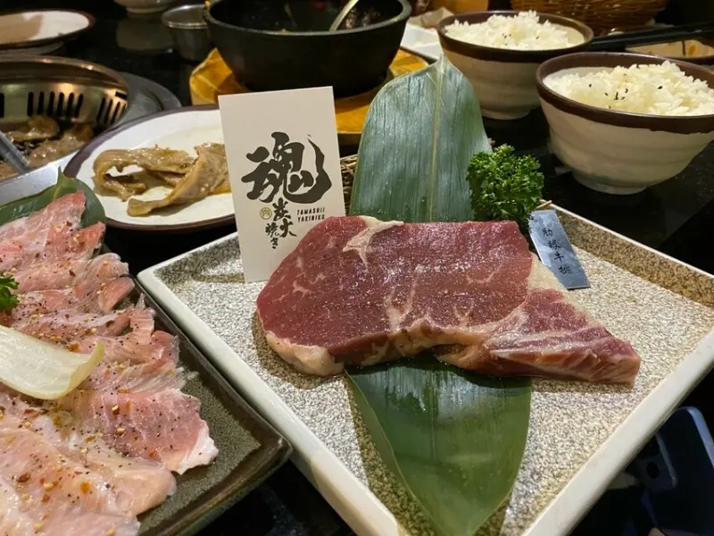 新竹美食｜魂燒肉 日式炭火燒肉｜無肉不歡的魂燒肉饗宴。高CP值四人安格斯極上套餐。一人均消不到千元吃得超滿足。還有天天買一送一噢