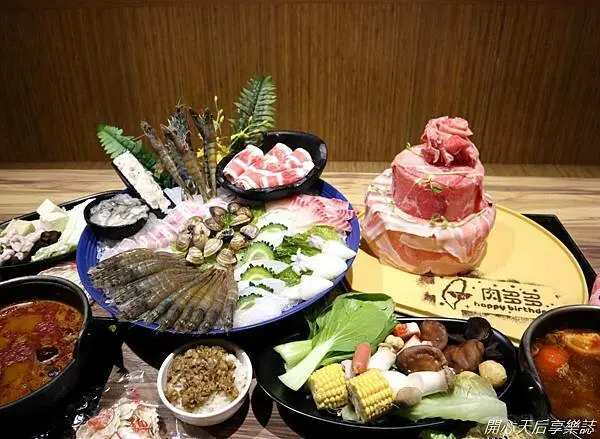 宵夜火鍋第一品牌樂多多集團旗下的肉多多火鍋來基隆插旗！268起無限享用近60種超豐富自助吧,排隊宵夜名店,