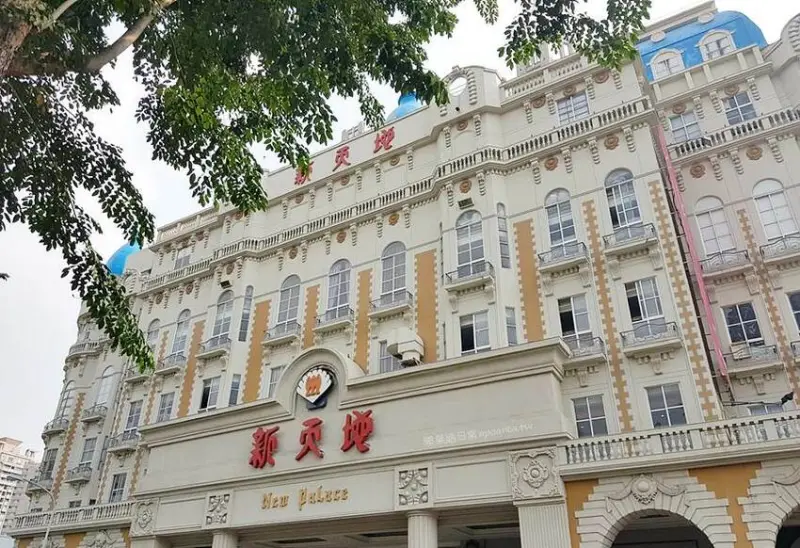 樂食自助百匯。焗烤龍蝦免費招待，和牛火鍋、多國料理、生蠔、旭蟹吃到飽，好食券振興券優惠，新天地崇德旗艦店。 - 🍎 蘋果話日常🍎