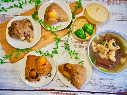 2022年端午節肉粽禮盒推薦 冊子油飯-冊粽禮盒 精緻質感端午禮盒，端午伴手禮最佳首選 - 藍色棉花糖咬蕃茄