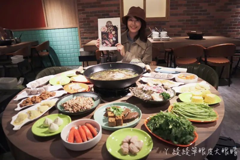 火鍋控別錯過！新竹火鍋店驚見復古遊戲機、彈珠台，濃濃復古懷舊氛圍下吃著石頭火鍋