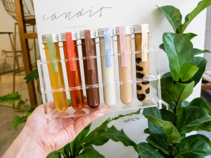 高雄IG打卡美食推薦》Candit康荻新食●絕對吸睛!可愛彩色試管飲品 韓系咖啡廳裝潢超好拍 特色手搖飲 高雄人氣IG打卡餐廳 高雄美食/高雄餐廳 - 軟西，遊記