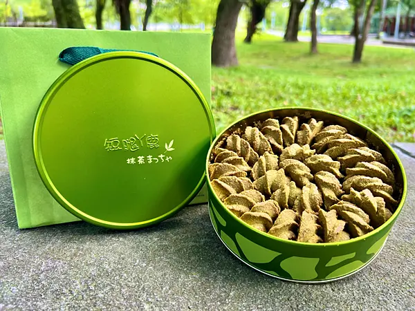 【台中伴手禮】短腿阿鹿餅乾 x 抹茶餅乾║曲奇餅乾、曲奇餅乾推薦、台中必買、台中餅乾、團購美食、餅乾推薦