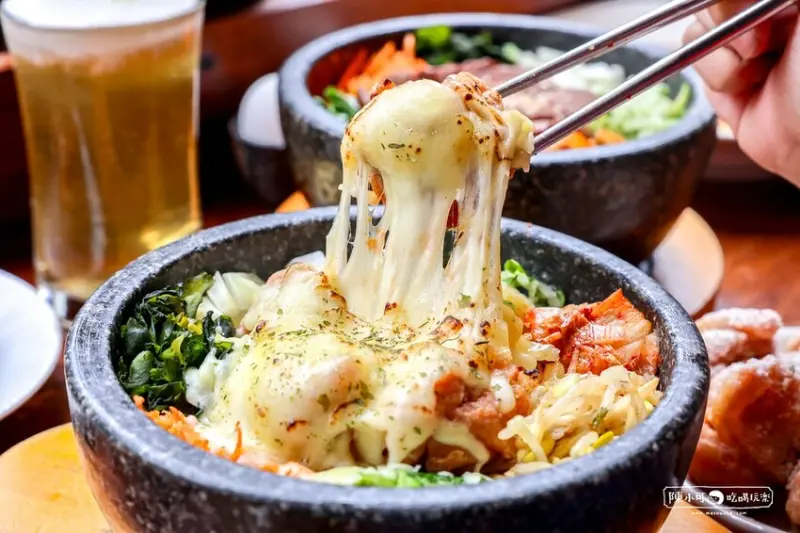  中山站隱藏版石鍋拌飯開店前就在排 #四米大石鍋拌飯專賣/ WalkerLand窩客島整理提供 未經許可不可轉載