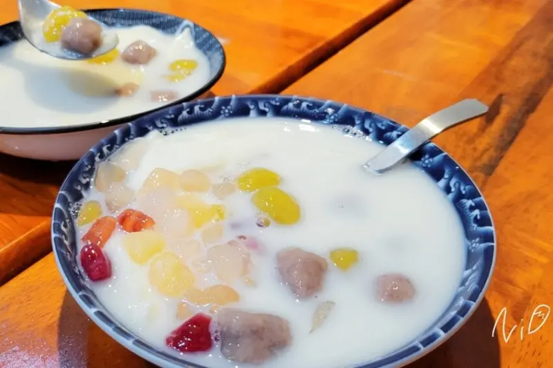 [嘉義西區]勝一手工豆花。黑白太極豆花。水果脆圓×地瓜圓×芋圓都超美味