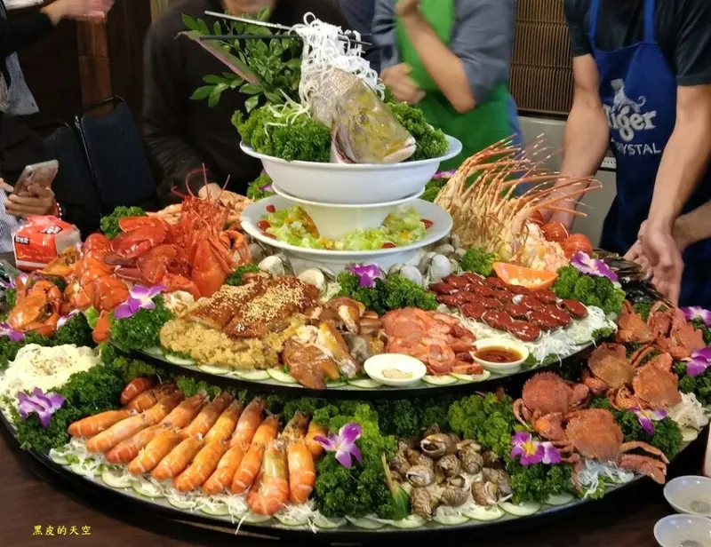 【新北八里】超值海鮮痛風大拼盤