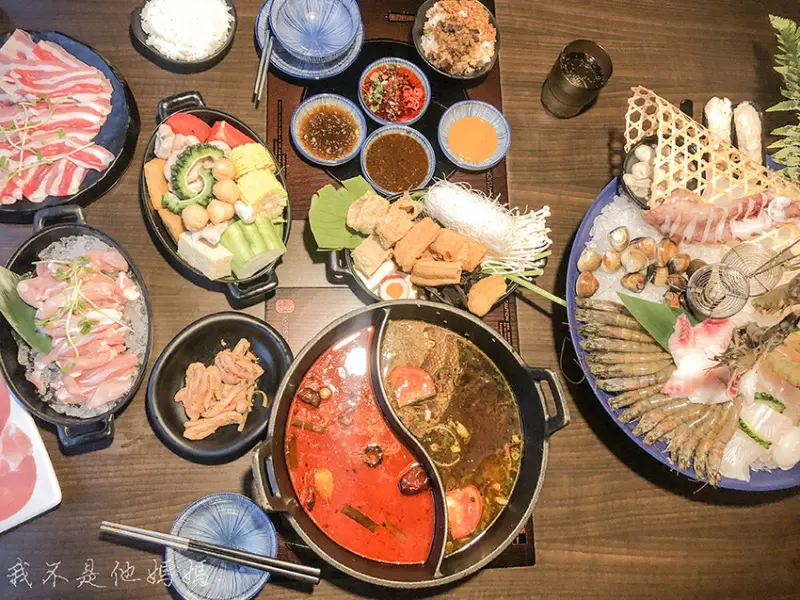 最歡樂最大火鍋集團 樂多多集團    肉粉FUN暑假 感恩回饋   肉多多火鍋台北重慶南店  給你好禮五選一