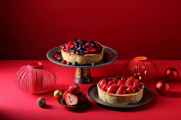 台中草莓乳酪塔推薦！水母吃乳酪草莓季駕到，浪漫草莓乳酪塔酸甜濃郁，期間限定熱賣中