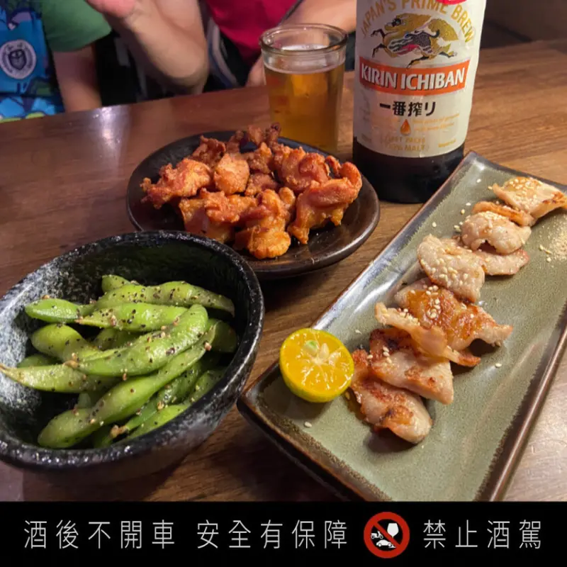 新莊居酒屋推薦 老味噌居酒屋 捷運新莊站3分鐘抵達 深夜食堂 百萬裝潢濃濃日式昭和風秒飛彷日本 烤肉盛宴串