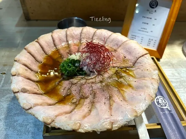 2022新北新莊｜熊越岳拉麵，排到天荒地老的日本道地屋台風味拉麵～