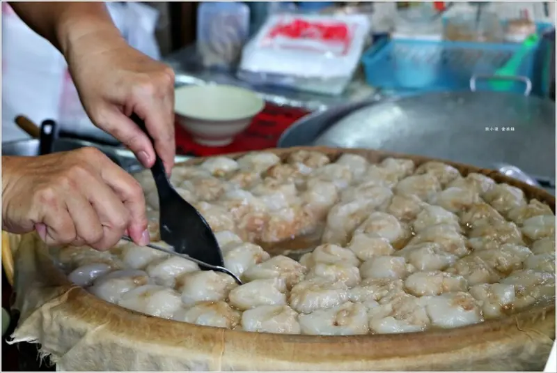【高雄】右昌肉圓‧在地三、四十年的傳統美食 只賣肉圓、四神湯，平民價格道地小吃