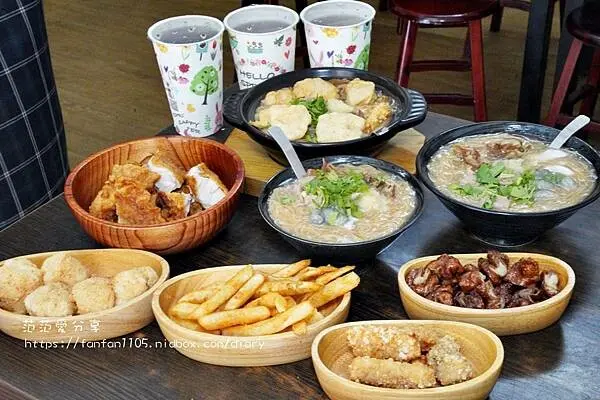 【萬華美食】賴桑透抽蚵仔麵線｜超浮誇海陸麵線｜酥香大雞排｜萬華人氣熱門小吃店