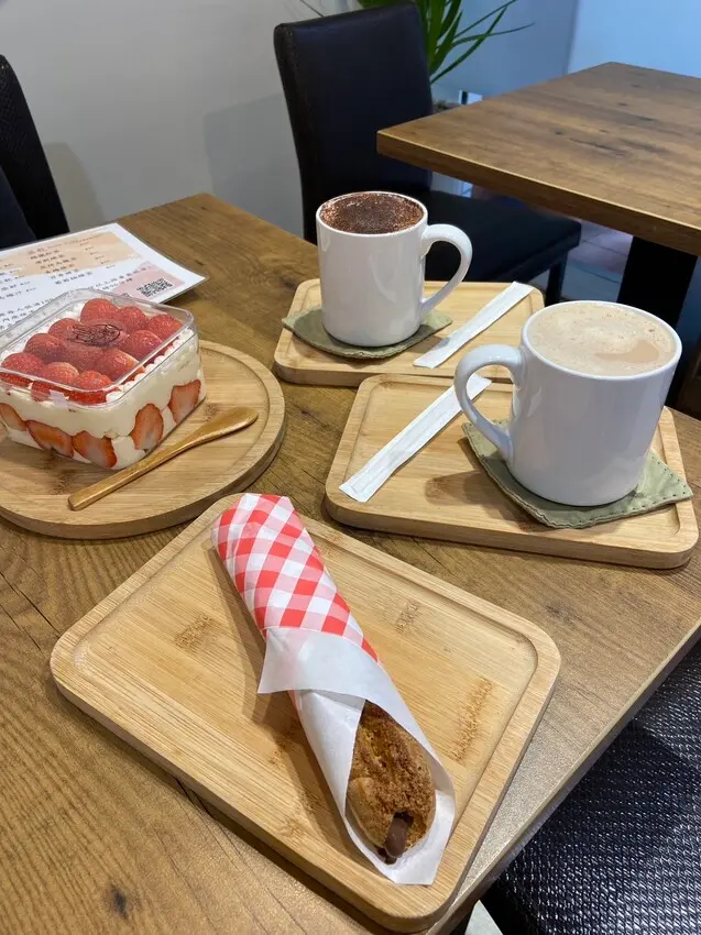 三重甜點推薦 福郎燒 owlfukulou 宅配手作餅乾推薦 年節禮盒預購中 季節限定草莓蛋糕寶盒必吃