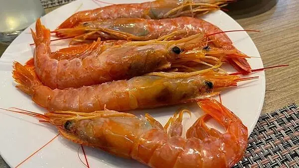 超好吃可頌！天使紅蝦、干貝、牛排和羊排吃到飽！【台北市松山區】王朝大酒店SUNNY BUFFET自助餐廳