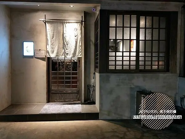 台北大安-[大阪香料咖哩 osakaspicecurry] 東區商圈忠孝復興站近市民大道，隱密和風低調質感氛圍，辛香料熬煮特色肉醬咖哩，日本人經營的日式咖哩專門店