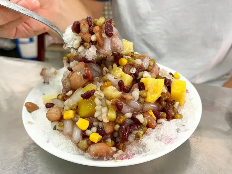 小涼園冰菓室 頭城在地近70年的古早味剉冰專賣店 招牌八寶冰必點 夏季限定