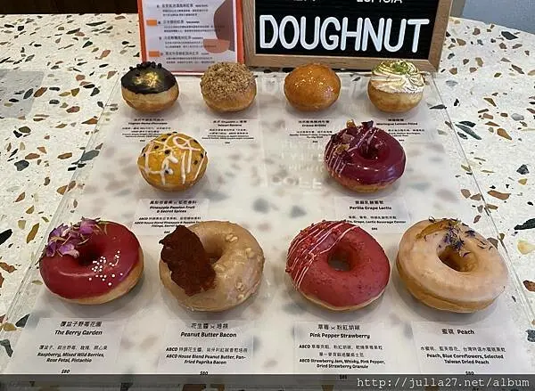 【台北 甜點】ABCD . A Better Coffee & Doughnut，灌餡甜甜圈-小而精緻的甜點,很適合伴手禮