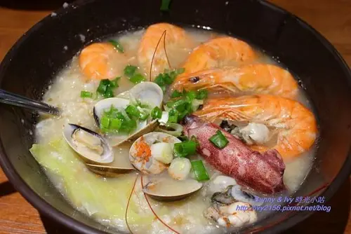 【宜蘭礁溪食記】黑海時光館。簡單的海鮮食材，口口鮮甜好吃