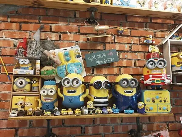 桃園八德~6年8班咖啡生活房~小小兵主題早午餐廳~