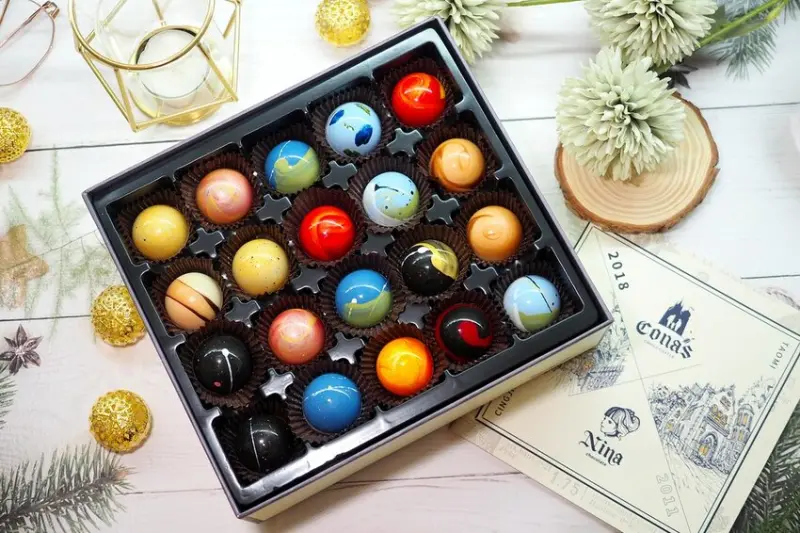 ♥Cona's 妮娜巧克力♥送給妳/你全宇宙的浪漫.星座專屬巧克力.征服國際評審味蕾的台灣之光