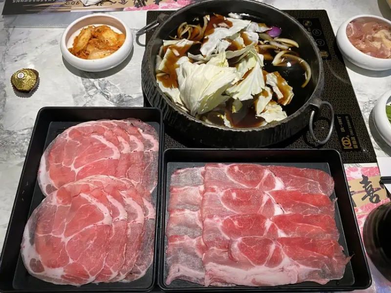 【台中 壽喜燒】壽喜燒一丁國安店，壽喜燒吃到飽還有豐富的自助吧出乎意外