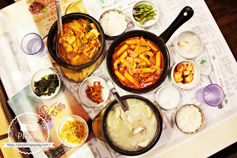 韓國美食餐廳攻略：『非常石鍋』餐點美味選擇多、平實價格、韓服體驗，感受在台中的韓國之旅！ - 相片中的菲莉絲