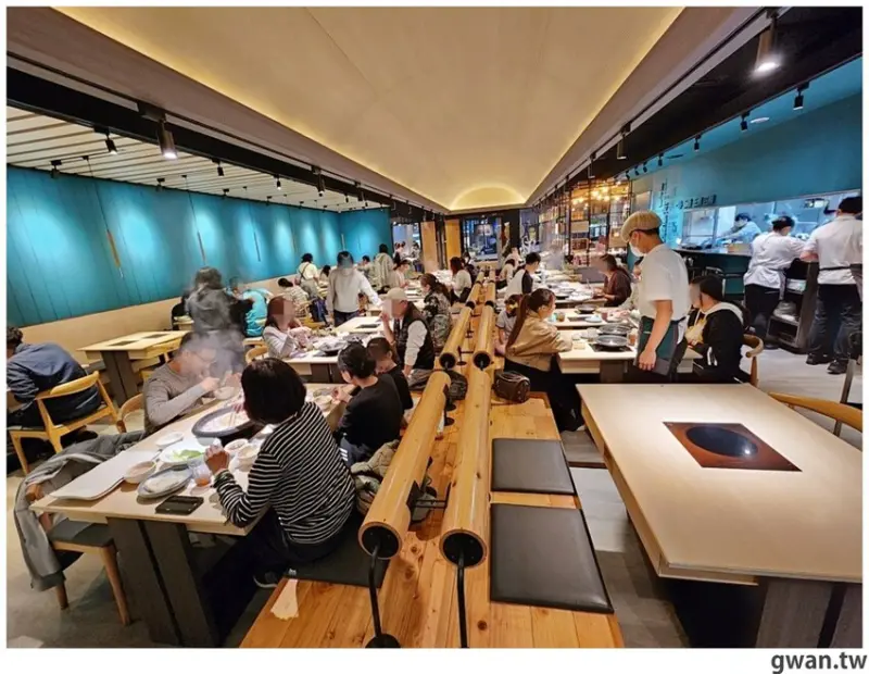 石二鍋全新鍋底上市，這樣點最划算，內用還有冰沙喝爽爽！