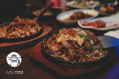 【中山區/中山站】超過300種世界各地精釀啤酒的-ABV bar & kitchen 日式居酒館