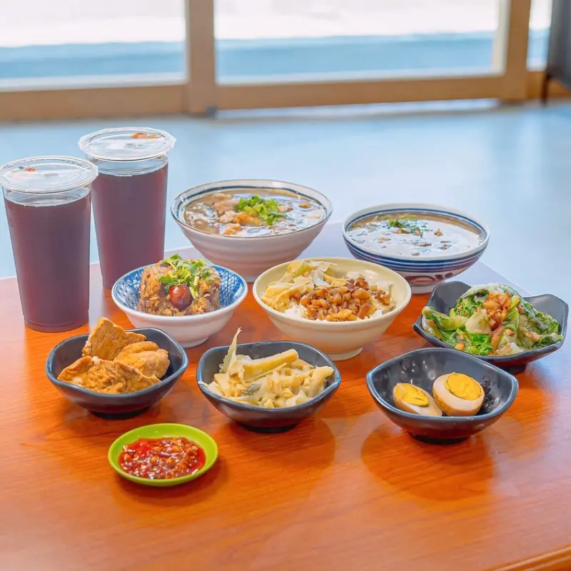 水湳中國醫藥大學、水湳美食推薦～銅板價的台式米糕、肉羹、滷肉飯必點，水湳中央公園的排隊美食 | 【台中 北屯區】王爺王肉羹