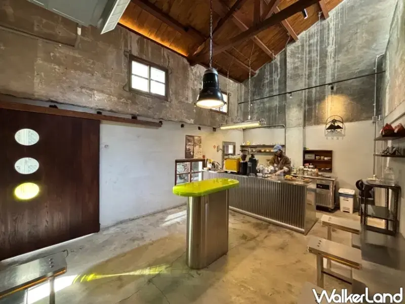 廢棄工廠轉生「岸岌」咖啡廳，「咖啡烟」新品牌