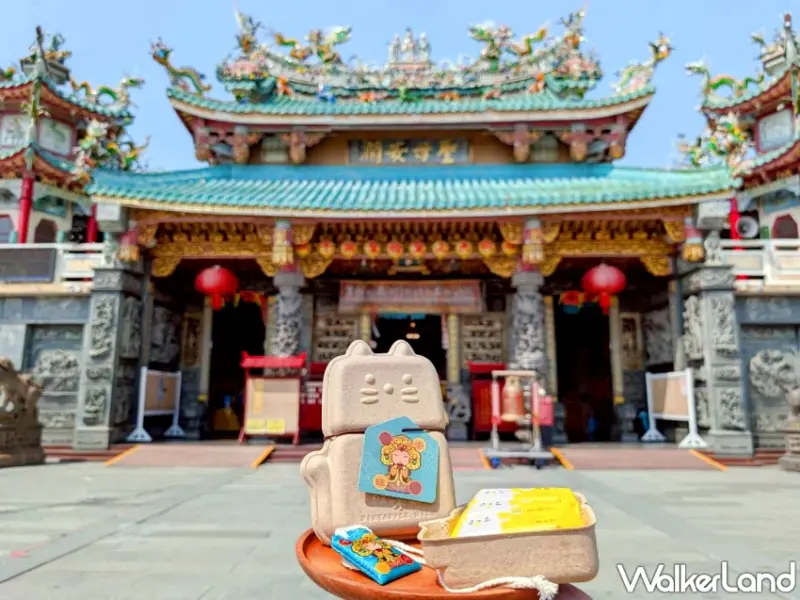 ▲貓咪造型的「財運旺旺萊禮盒」是海內外搶手的伴手禮之一,聯名檔期間每盒附贈