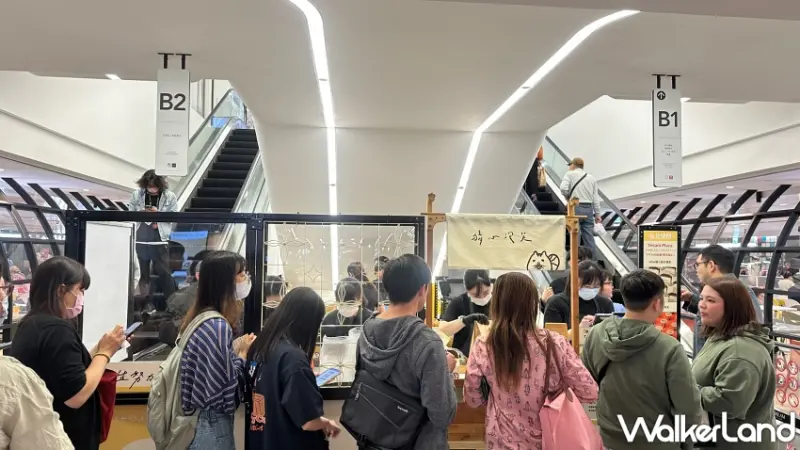 ▲豆乳泡芙「猜心泡芙」北上，開心果、香菜花生口味現身信義區