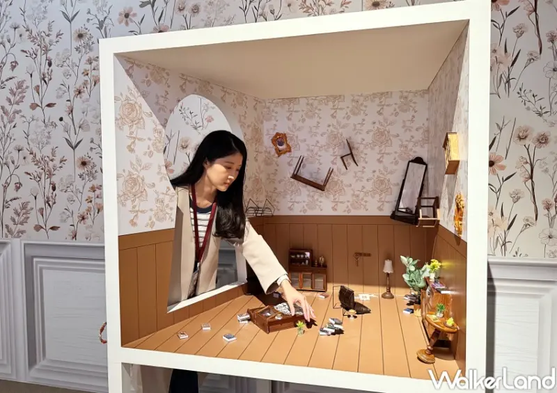 ▲台北愛麗絲拯救仙境展覽必拍打卡點，白兔之家經典場景還原。(攝影：鄭亦庭)