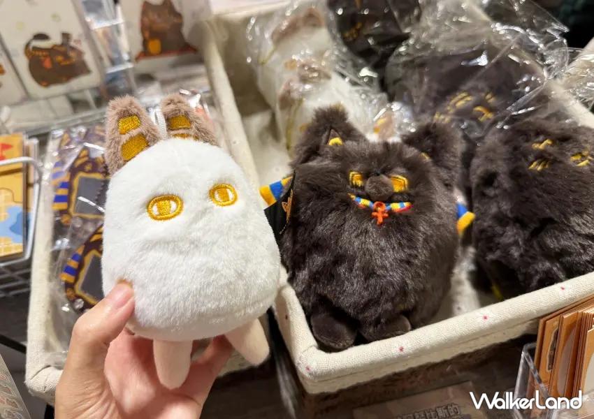 ▲Pinkoi必買IP小物,插畫家「芝麻棉花糖」阿努比斯寶寶玩偶必收。(攝影:鄭亦庭)