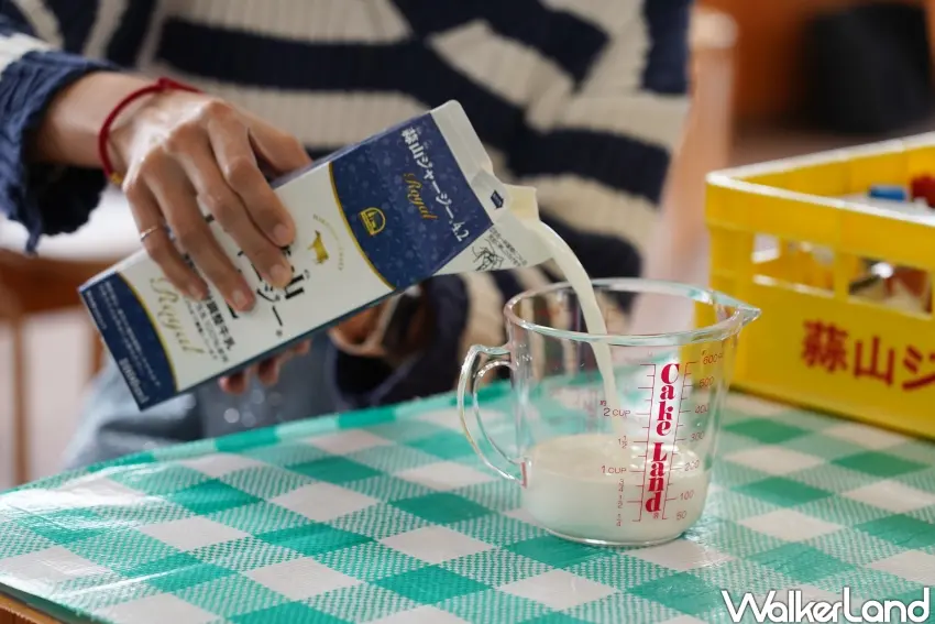 ▲▲冰淇淋DIY步驟簡單,人人都能輕鬆上手。(攝影:楊婷雅)