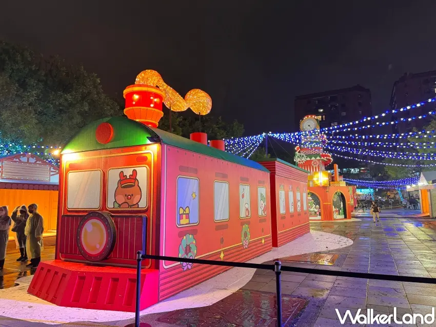 ▲站前廣場北極時光列車，歐風設計帶領旅客展開奇幻旅程。