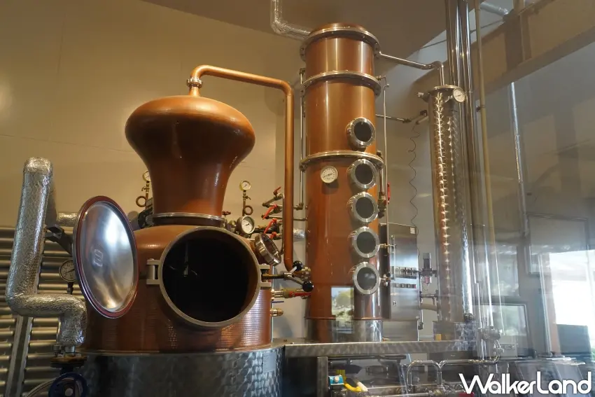 ▲「蒜山酒莊」引進多國歐洲專業釀酒設備。（攝影：楊婷雅）