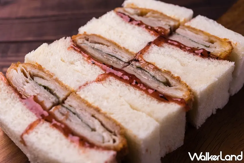 ▲「紫蘇千層豚里肌三明治」以層層疊疊的肉片與紫蘇葉展現豐富層次感。