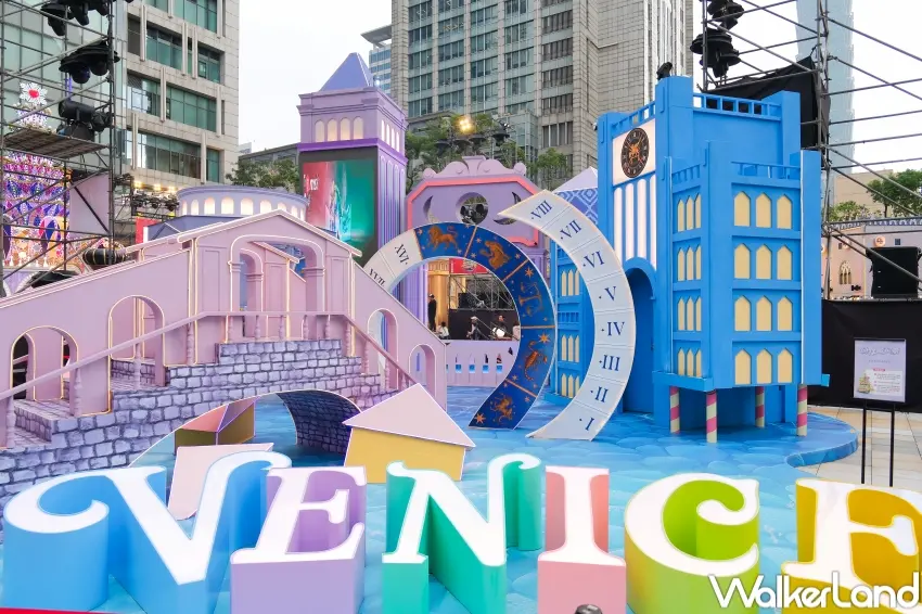 ▲夢廣場「徜徉威尼斯」有水幕表演，彷彿置身水上世界。（攝影：張人尹）