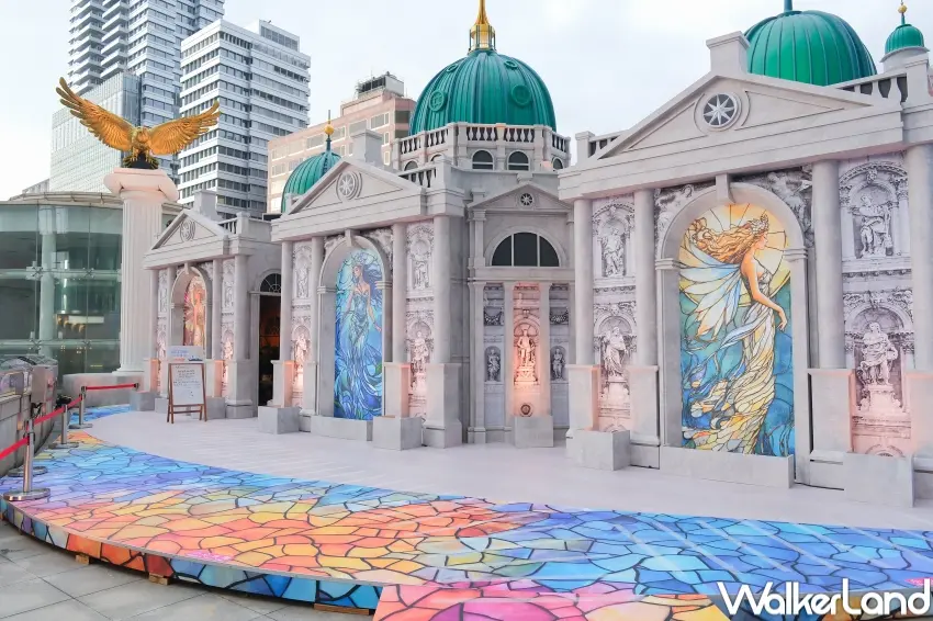 ▲安康聖母殿內部是沉船書店,拍照打卡送CITY CAFE美式。(攝影:張人尹)