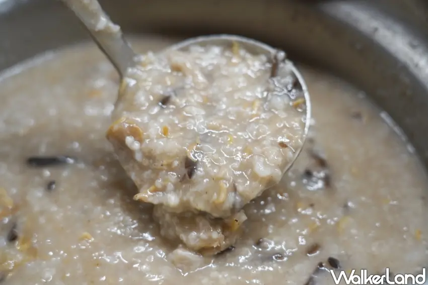 ▲新北北海溫泉洲際酒店早餐提供金山芋頭香菇肉粥。（攝影：楊婷雅）