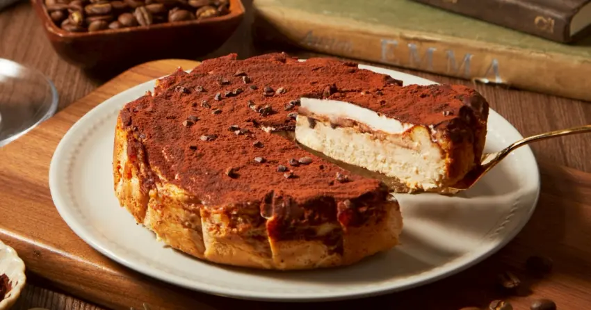 乳酪蛋糕買一送一要搶！起士公爵推「瑪奇朵熟成巴斯克」大人系蛋糕。