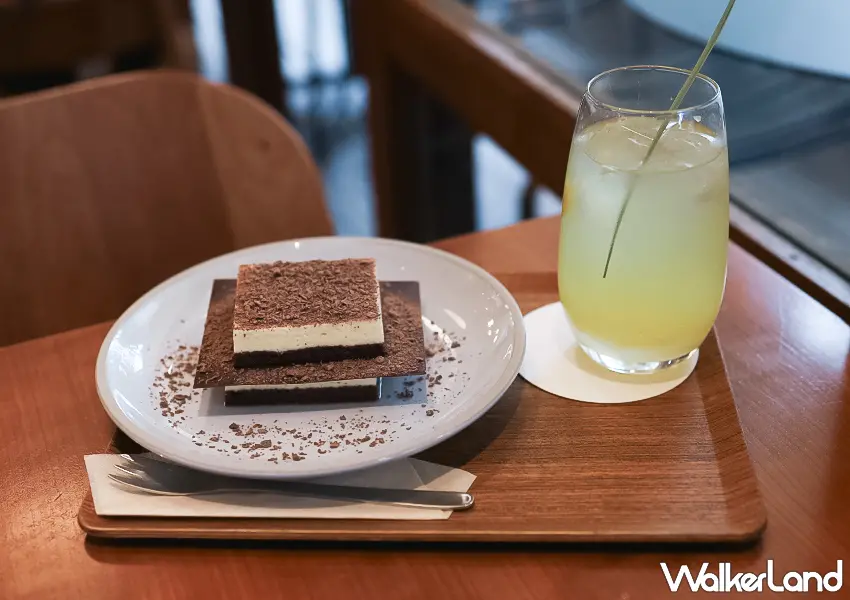 ▲福岡美食咖啡廳推薦!White Glass Coffee 飛碟提拉米蘇爆紅,博多車站步行可達、早上8點營業。