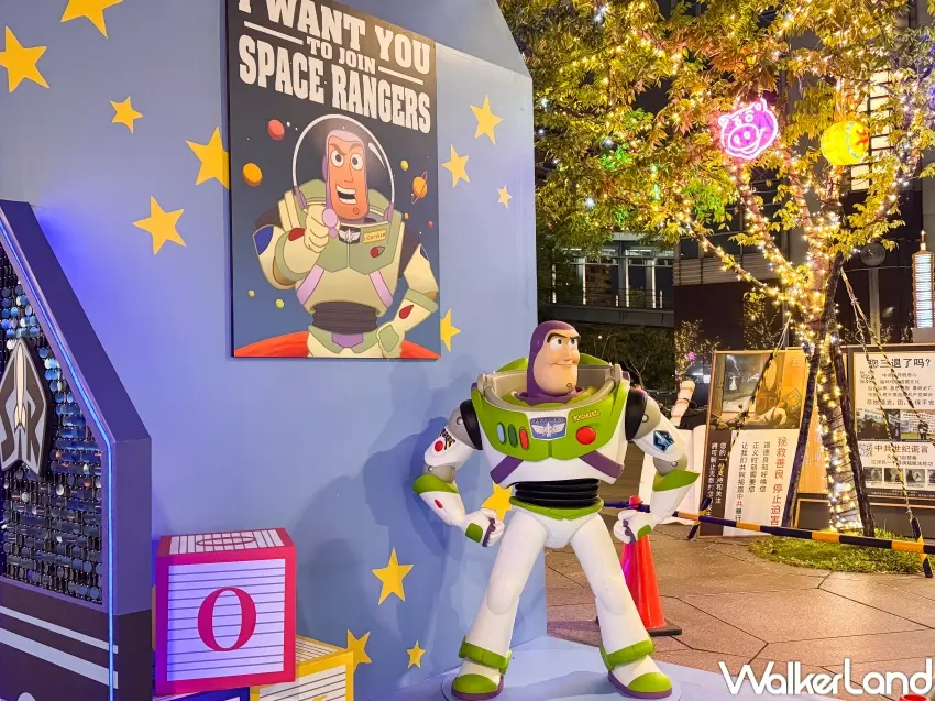 ▲台北101打造巴斯光年、胡迪打卡點。(攝影:張人尹)